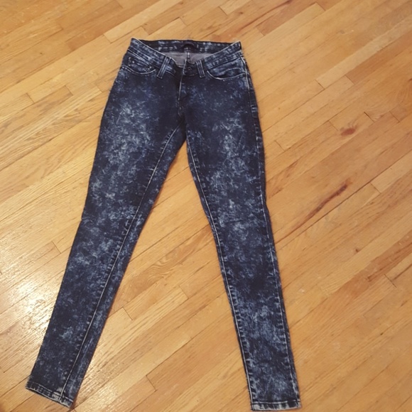 Denim jeans - Picture 1 of 3